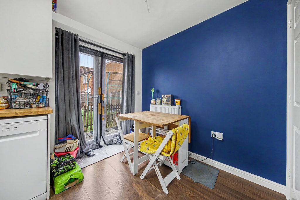 Masefield Avenue Holmewood